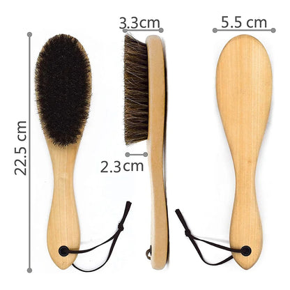 Vaateharjan mitat: pituus 22,5 cm, leveys 5,5 cm, korkeus harjaksineen 3,3 cm