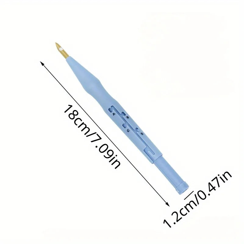 Punch needle -kynän mitat: noin 18 cm pitkä ja noin 1,2 cm paksu