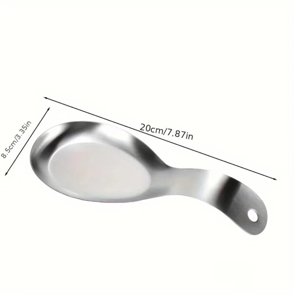 Kauhan alustan mitat: noin 20 cm pitkä ja 8,5 cm leveä