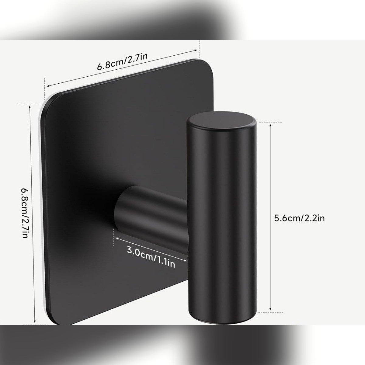 Koukun mitat: levy 6,8 × 6,8 cm, koukku 5,6 cm korkea ja varsi 3,0 cm pitkä