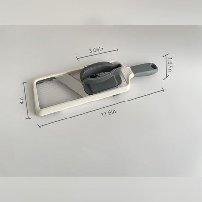 Mandoliinin mitat: noin 29,5 cm pitkä, noin 10 cm leveä ja noin 5 cm korkea