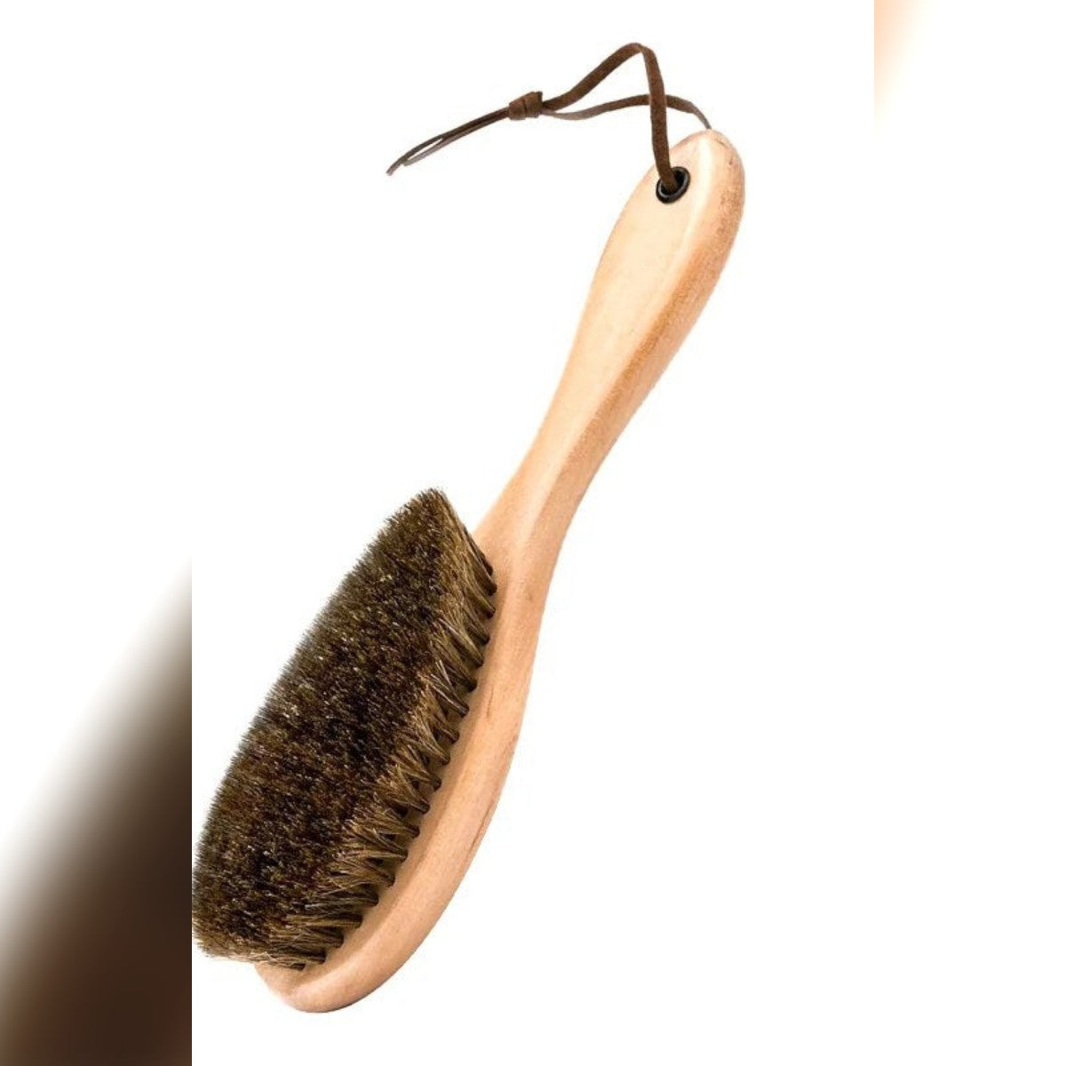 Vaateharja puuvarrella valkoisella taustalla