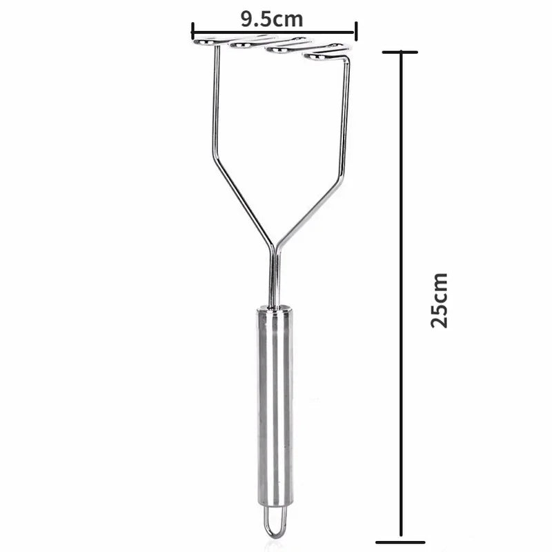 Perunasurvimen mitat: pituus 25 cm ja survinpään leveys 9,5 cm